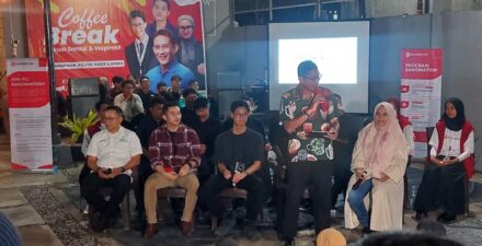 Sandiaga Uno Bagikan Tips Sukses untuk Generasi Muda Makassar