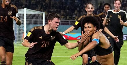Timnas Jerman U-17 sukses unggul 2-1 atas Prancis U-17 di menit ke-55 pada final Piala Dunia U-17 2023.