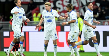 Giallazzurri Pecundangi Napoli 4-0: Kejutan di Babak 16 Besar Coppa Italia