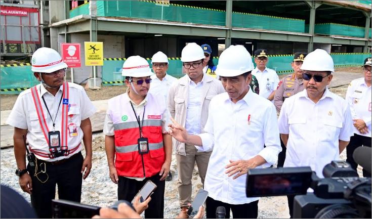 Presiden Jokowi Tinjau Pembangunan Hotel Nusantara.