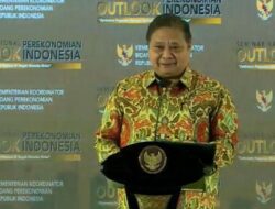 Menko Perekonomian Airlangga Hartarto: Pertumbuhan Ekonomi Indonesia Sebagai Tantangan Mendaki Gunung