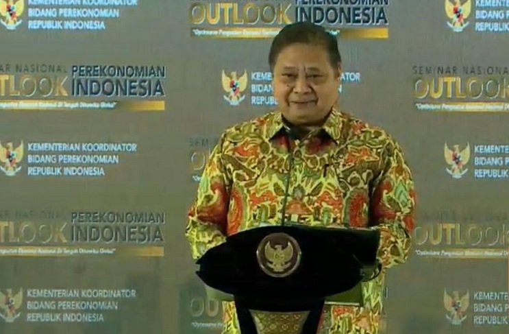 Airlangga ibaratkan pertumbuhan ekonomi seperti mendaki gunung.