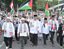 Gubernur Sumbar Mahyeldi dan Ribuan Warga Kembali Deklarasikan Dukungan Kuat untuk Palestina