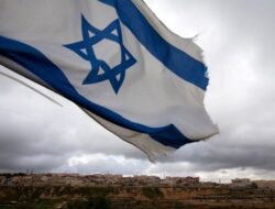 Kontroversi Baru di Dunia Kpop, Daftar Idol yang Diduga Mendukung Produk Israel