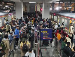 KRL Beroperasi 24 Jam, Antisipasi Meriahnya Malam Tahun Baru 2024