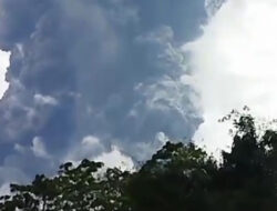 70 Pendaki Terperangkap di Gunung Marapi Saat Erupsi