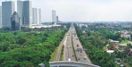 Jalan tol trans jawa tertua.