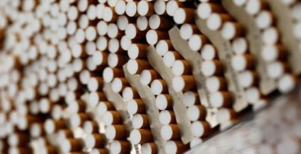 Harga rokok mahal karena cukai naik