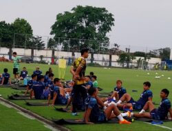 Skuad Persib Bandung Kembali Berlatih Pasca-Libur, Bebas dari Hukuman