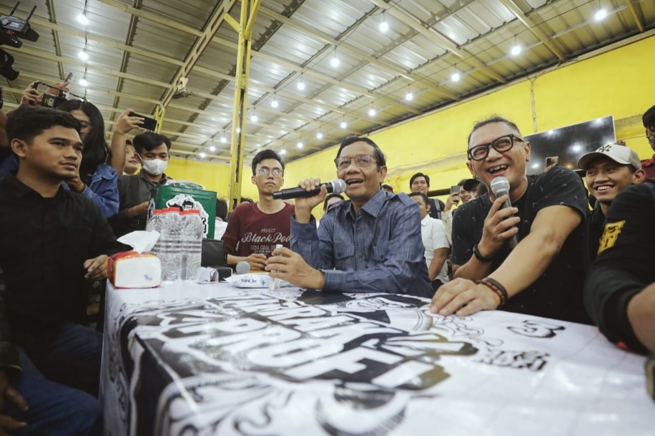 Mahfud MD heran BUMN karya kolapas.