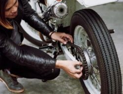 Waspadai Ban Kempes! Penyebab Umum dan Cara Mengatasi Ban Tubeless pada Kendaraan Anda