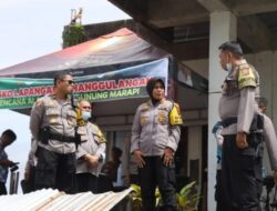 Kapolresta Bukittinggi Salurkan Bantuan untuk Tim Penanggulangan Erupsi Marapi