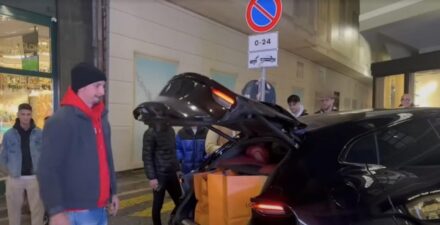 Kontroversi Zlatan Ibrahimovic, Ferrari Purosangue Diparkir Sembarangan di Milan