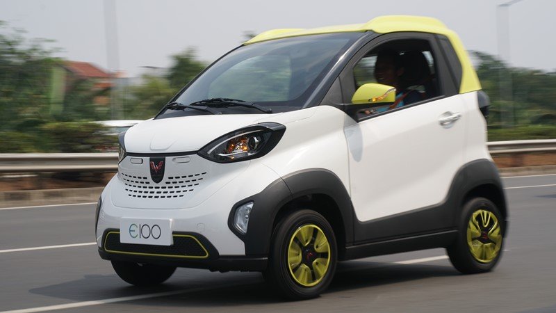 Wuling E100.