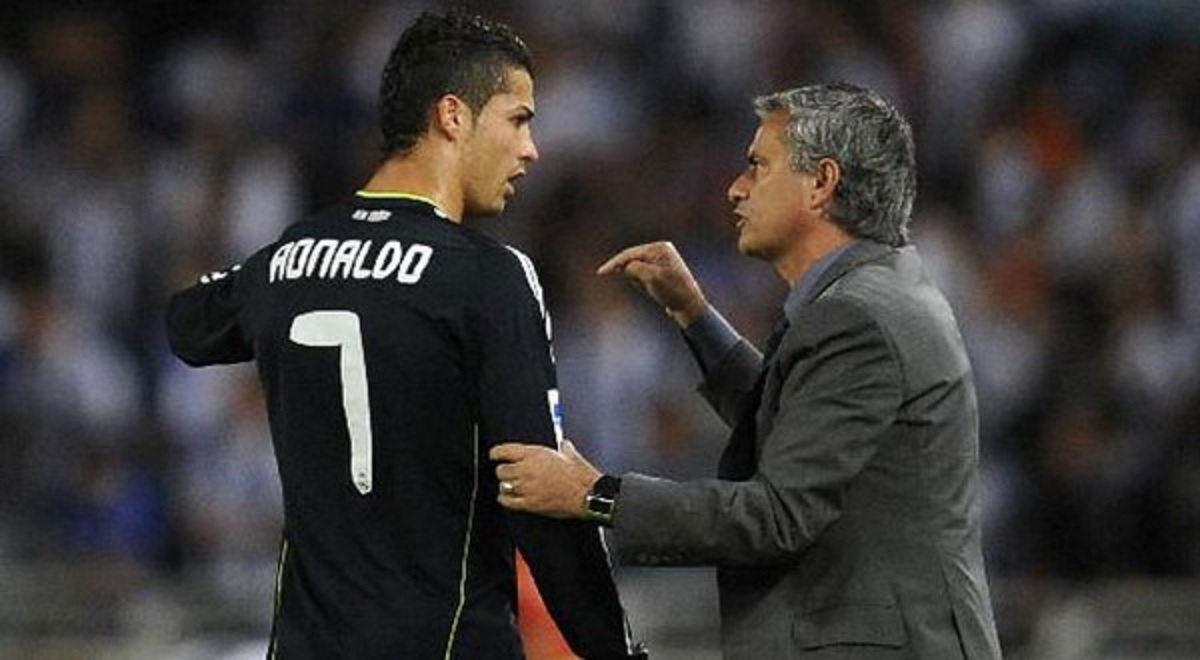 Jose Mourinho kala menangani Cristiano Ronaldo.