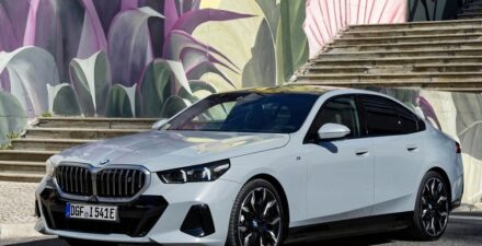 Intip spesifikasi 2 mobil listrik BMW yang bakal masuk ke Indonesia.
