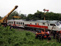 Insiden Anjlokan KA Pandalungan, KAI Minta Maaf dan Berikan Kompensasi untuk Penumpang