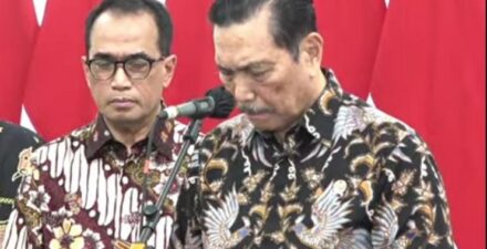 Daya Saing Indonesia, Menko Luhut Dorong Perkembangan Kendaraan Listrik dalam Negeri