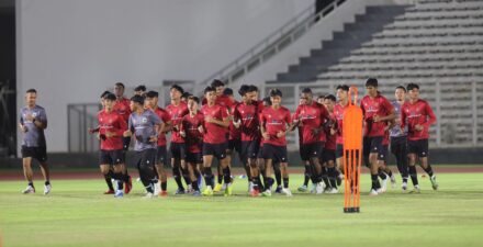 Timnas Indonesia U-20 unggul 1-0 atas Timnas Thailand U-20.