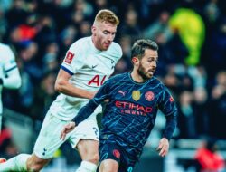 Duel Ketat Tottenham vs Manchester City, Man City Menang Tipis 1-0