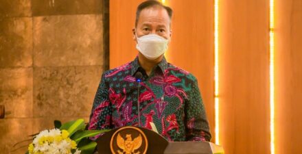 Menperin Agus Gumiwang Jelaskan Soal Ledakan Smelter.