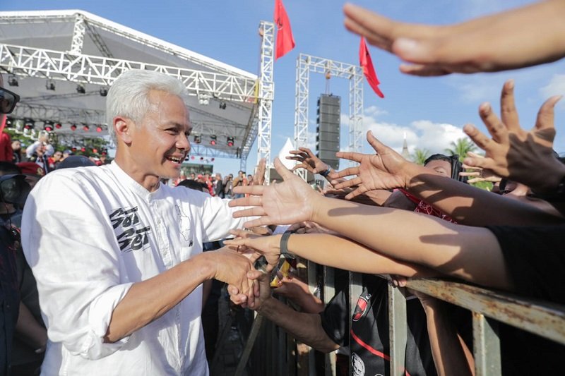 Ganjar Komit Turunkan Harga Beras.