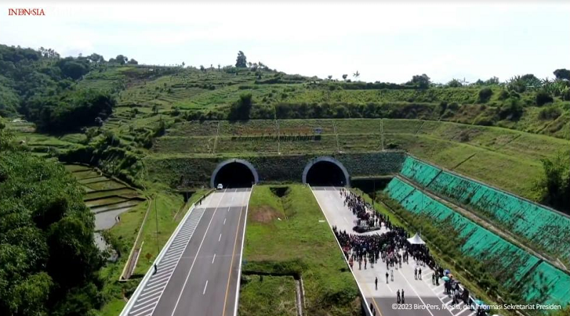 Terowongan Kembar Tol Cisumdawu.