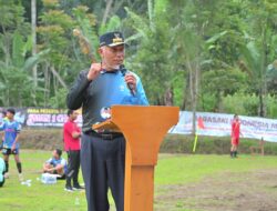 Buka Turnamen Sepakbola Antarpelajar se-Sumbar, Gubernur Mahyeldi Tegaskan Kompetisi sebagai Ajang Lahirkan Atlet Berprestasi