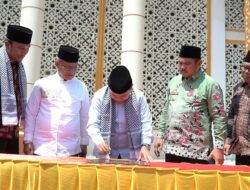 Gubernur Al Haris Resmikan Masjid Baiturrahim Rantau Keloyang Bungo
