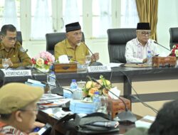 Terima Rombongan Komisi II DPR RI, Gubernur Mahyeldi Tegaskan Kesiapan Sumbar Menghelat Pesta Demokrasi 2024