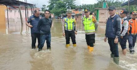 Sungai Musi Meluap, Jalan Penghubung Sekayu-Musi Rawas Ditutup