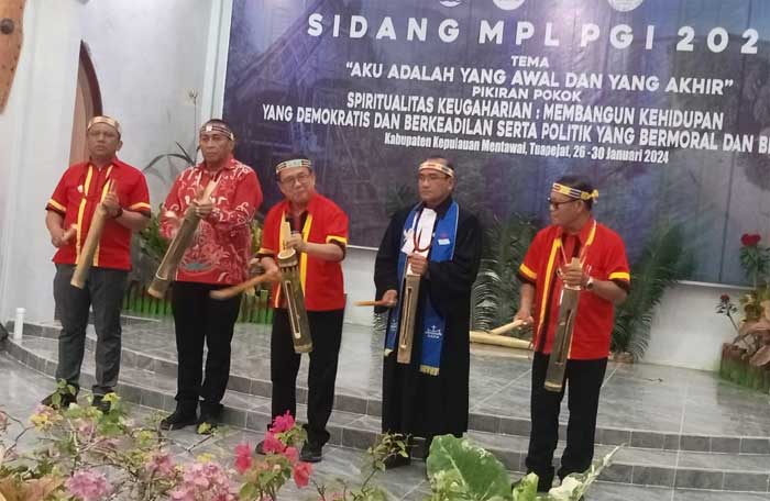 Pembukaan Sidang Majelis Pekerja Lengkap Persekutuan Gereja-gereja di Indonesia (MPL-PGI) 2024 di Geraja GKPM Pniel Mapadegat, Jumat (26/1/2024).