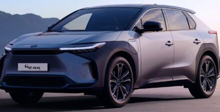 Recall terhadap mobil listrik BZ4X di Indonesia bukan karena adanya kerusakan dalam produksi.