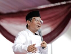 Permasalahan Utang Kredit Usaha Rakyat, Tindakan Mahfud MD dan Ganjar Pranowo