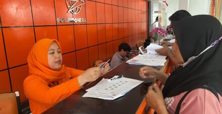 PT Pos Indonesia Mulai Salurkan Bansos PKH dan Sembako Triwulan I 2024