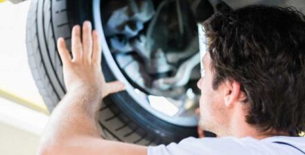 Kaki-kaki mobil bunyi kletek-kletek, perhatikan 4 hal ini.