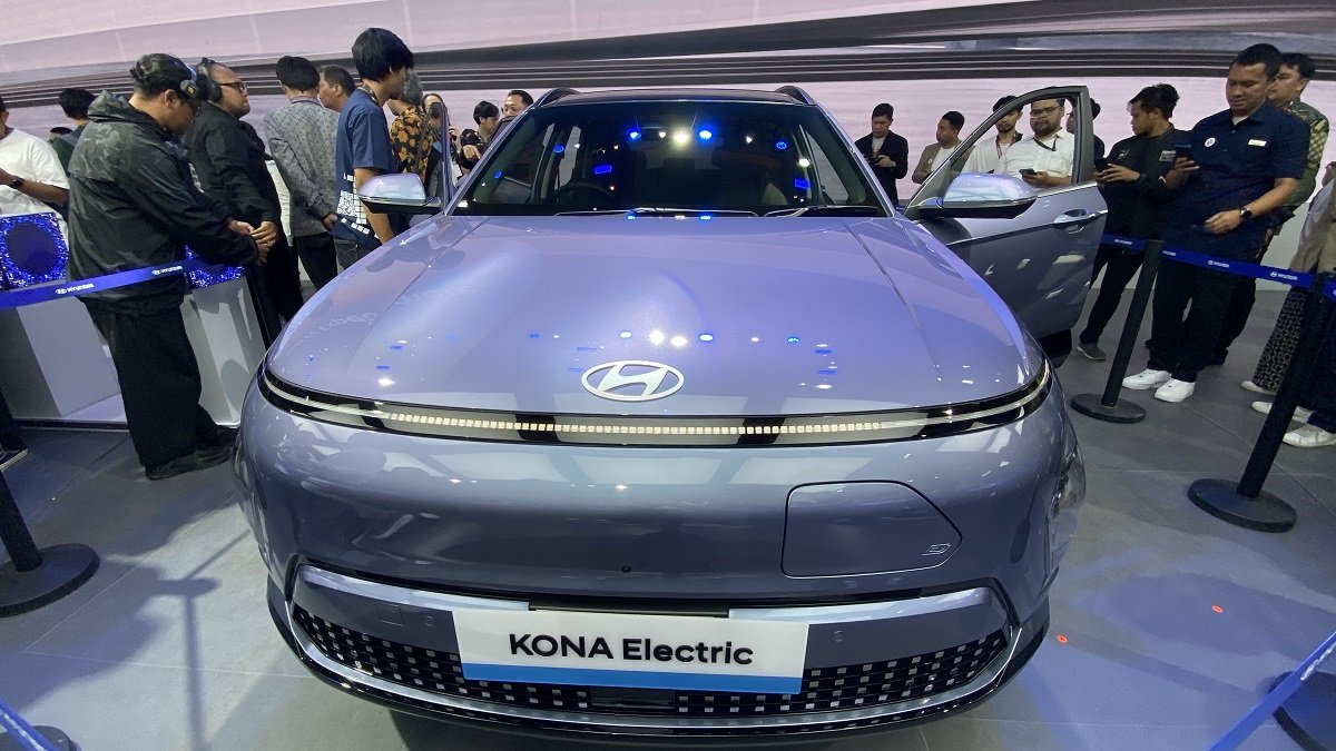 Ioniq 5 Batik, Mobil Listrik Terbatas Hyundai yang Menjadi Sorotan di IIMS 2024.