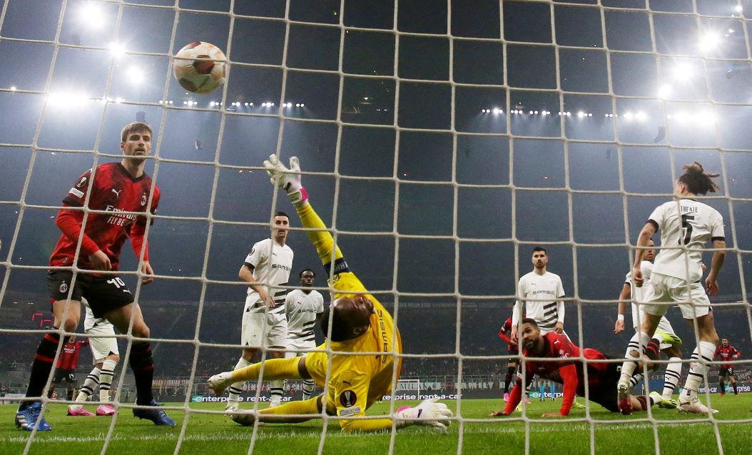 AC Milan menang telak 3-0 atas Stade Rennes di Liga Europa 2023-2024.