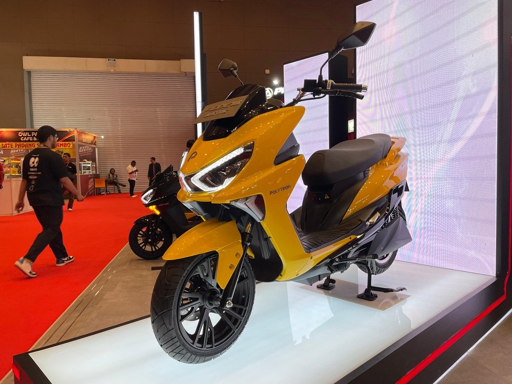 Polytron Fox S mejeng di IIMS 2024.