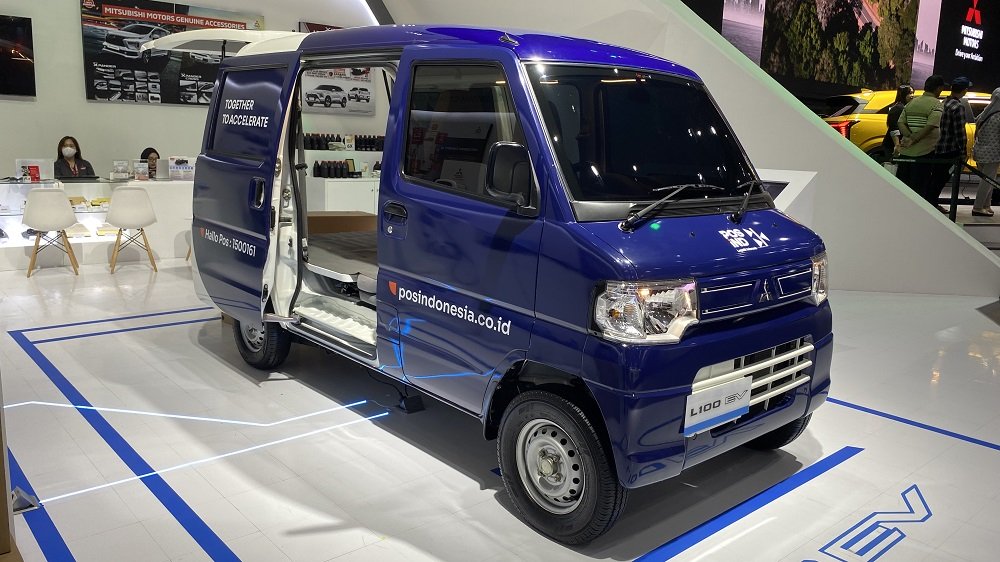 Mitsubishi L100 EV.