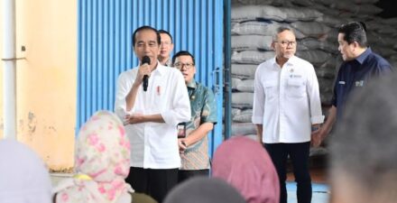 Presiden Jokowi pastikan stok beras melimpah.