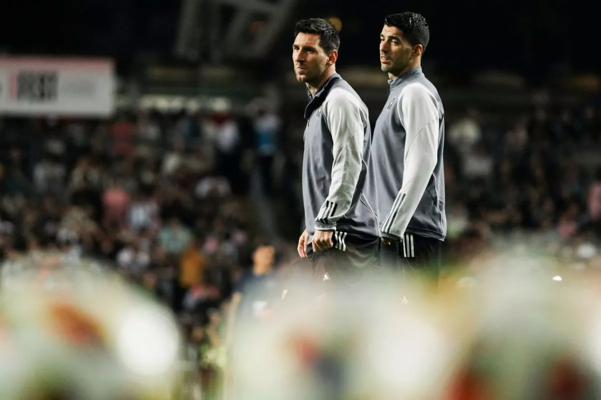 Dua pemain Inter Miami, Lionel Messi dan Luis Suarez.