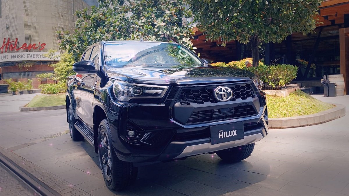 Penampilan Hilux Double Cabin 4x4 Facelift yang dipamerkan di depan media, Jumat.