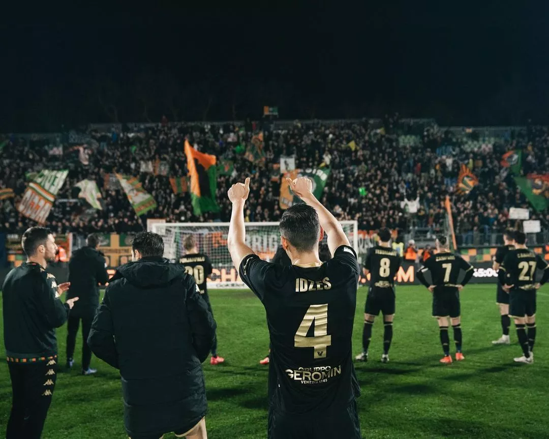 Jay Idzes gagal membawa Venezia menang atas Modena.