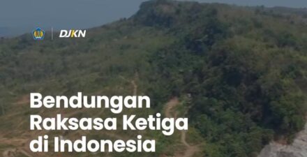 Bendungan terbesar ketiga di Indonesia.