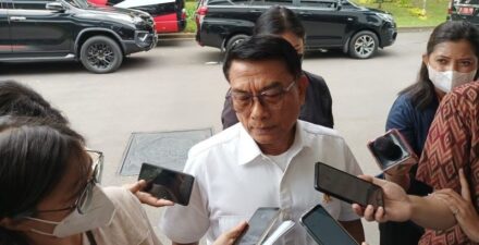 Moeldoko nilai insentif untuk kendaraan hybrid tidak terlalu penting.