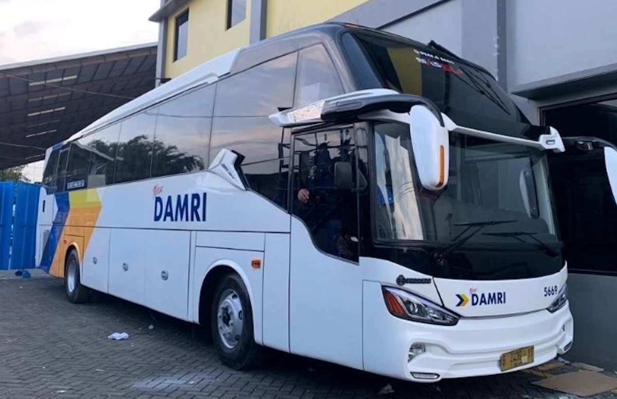 Sejarah bus DAMRI, sudah ada sejak zaman Jepang.
