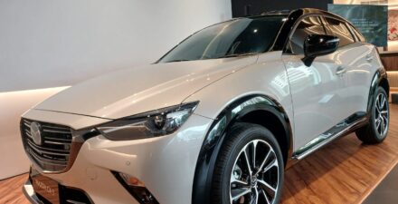 Tampilan New Mazda CX-3 Varian 2.0 Pro yang mendapatkan tambahan fasilitas teknologi di kelasnya.