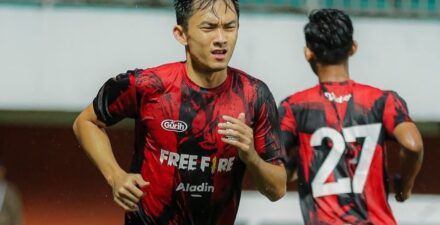 Pemain Persis Solo, Sutanto Tan.