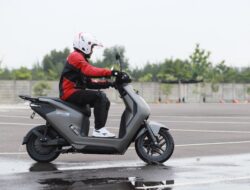 Langkah Besar PT AHM, Motor Listrik Honda EM1 e: Mulai Dikirim kepada Konsumen